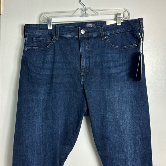NWT NYDJ Le Silhouette Ami Skinny Jeans Petite Plus Size 18W Marvelous - Picture 7 of 16